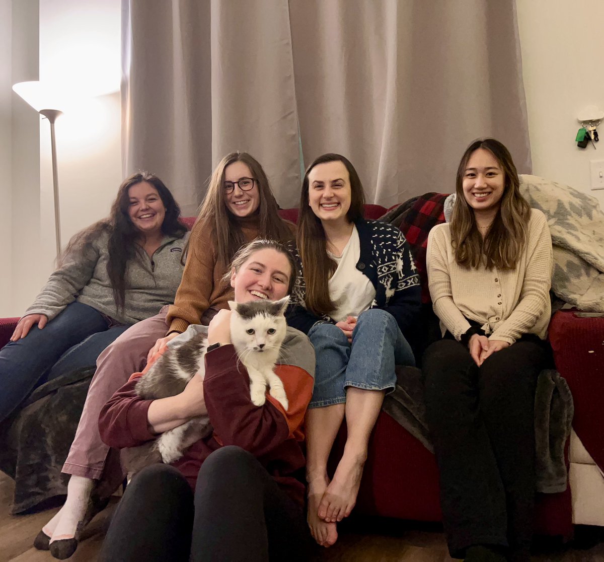 kncarty's tweet photo. Some of the ladies at @UPMCUrology attended a cozy and festive ladies’ night this past weekend! Featuring pumpkin bread, spiked hot chocolate, and movie-watching with Buddha (😻) #urosome https://t.co/hv4lFKAstX