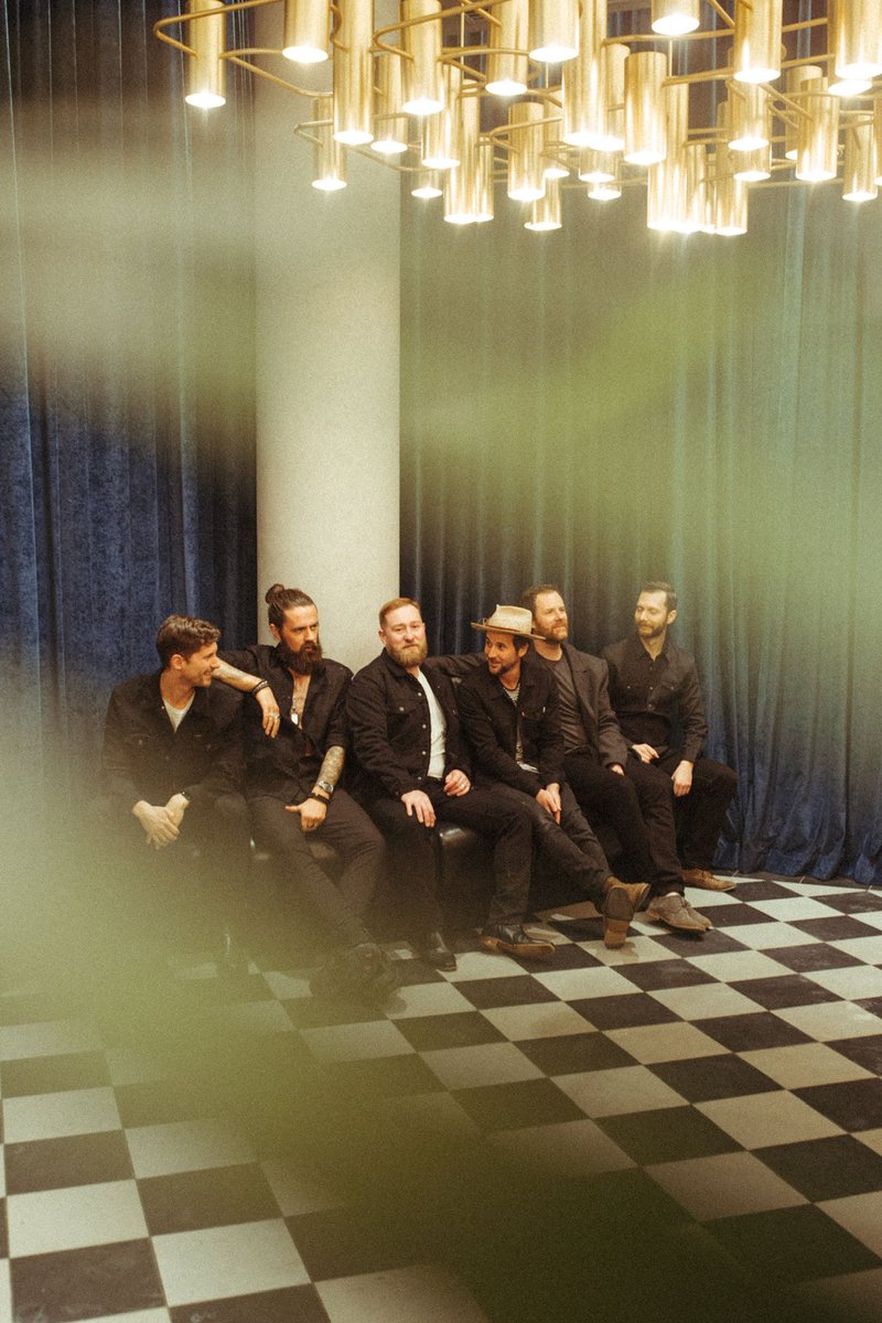 thematineemusic's tweet photo. This new record of ours called ‘Change of Scene’ has been out for one month now and so we thought it time to ask, what’s your favourite song so far? Have a favourite line or lyric? We’d love to know what you’re connecting with! (Photo snapped by @hellovictoriablack !) https://t.co/LnPXzm6Zsv