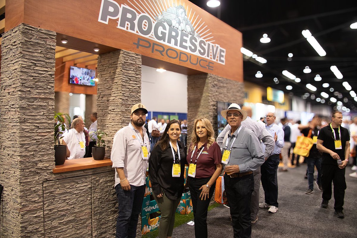 Progproduce's tweet photo. We had a fantastic time at the @IntFreshProduce's #GPFS2023 in Anaheim this past weekend, and we loved seeing you all there! Thank you to everyone who stopped by our booth; we hope you enjoyed Hollywood Fries, the best frying potato, period! See you next year in Atlanta! https://t.co/LfzOuaClK3