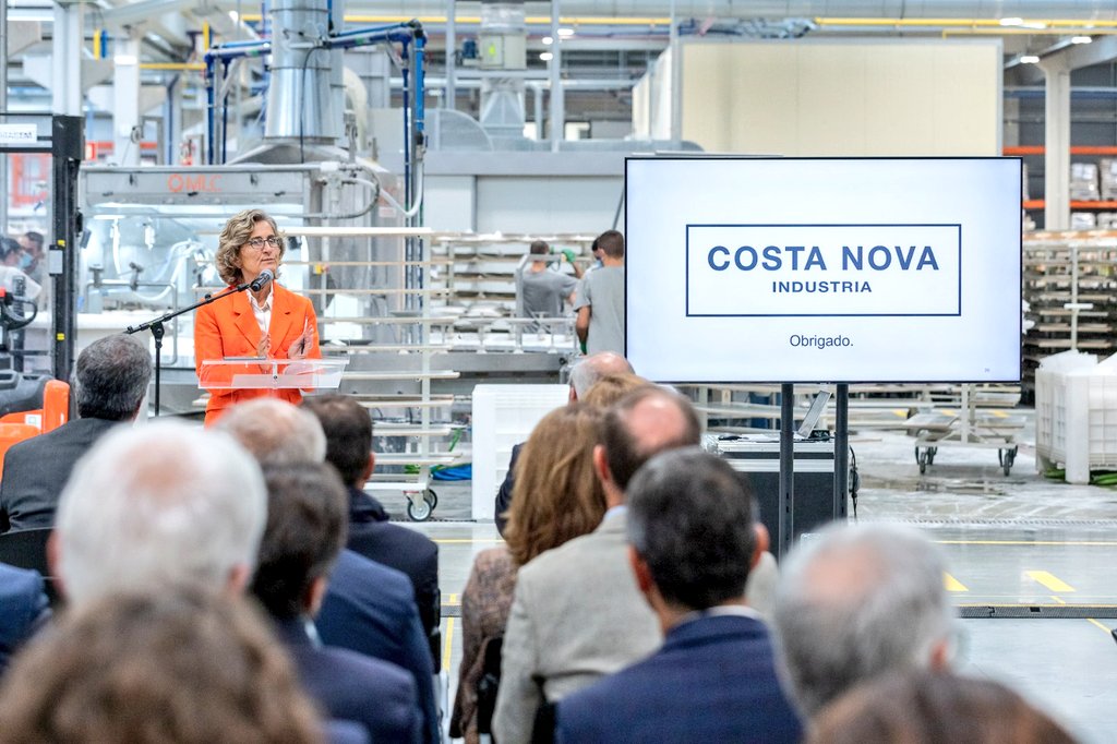 coesao_pt's tweet image. Visitamos em #Vagos e #Ílhavo os novos espaços do Grupo #Grestel. A #Ecogrés é uma fábrica do futuro, diferenciando-se pela sustentabilidade, eficiência produtiva e na criação de produtos inovadores. Financiada por fundos 🇪🇺 a Ecogrés nasce de uma parceria com a @UnivAveiro .