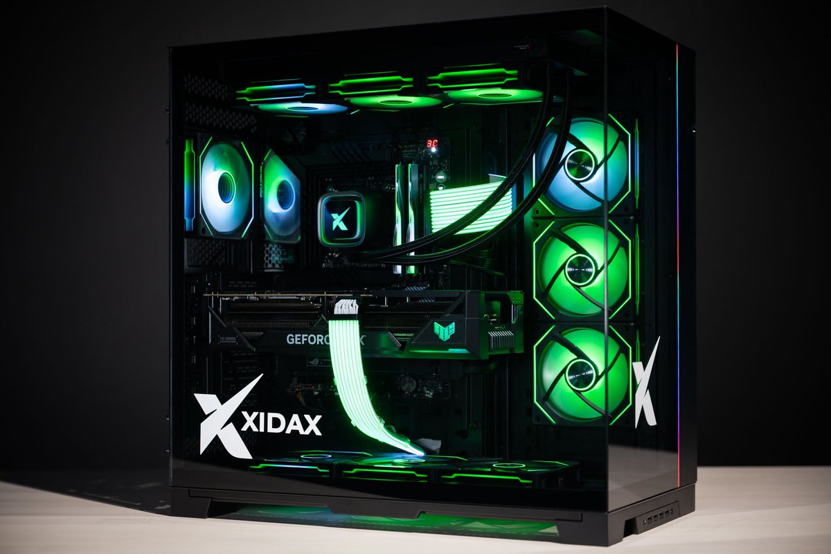 xidaxpcs's tweet photo. Newest Limited systems are live!

“Like” for Emerald

“Comment” for Ruby

“Retweet” for Both 

CHOOSE WISELY https://t.co/2266PCFQsy