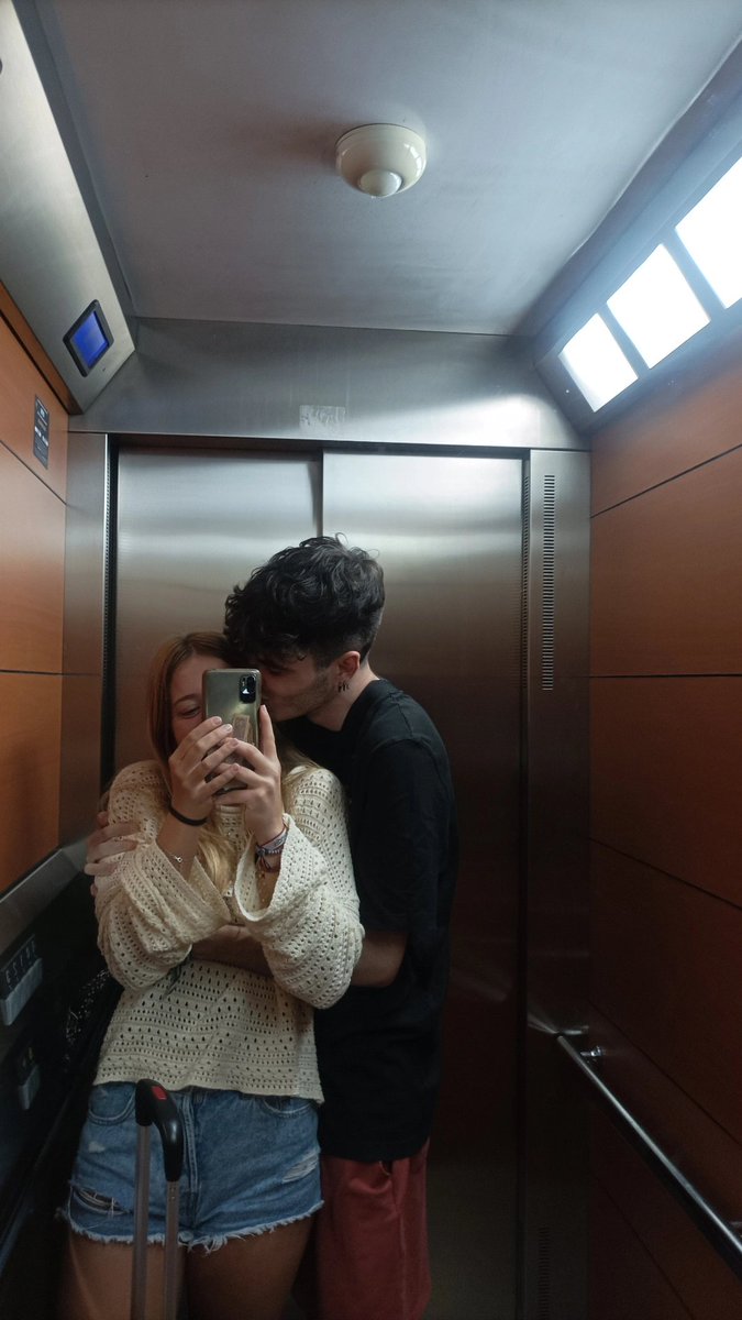 <a href="/_caarloosgil/">chaarrless 🦇</a>