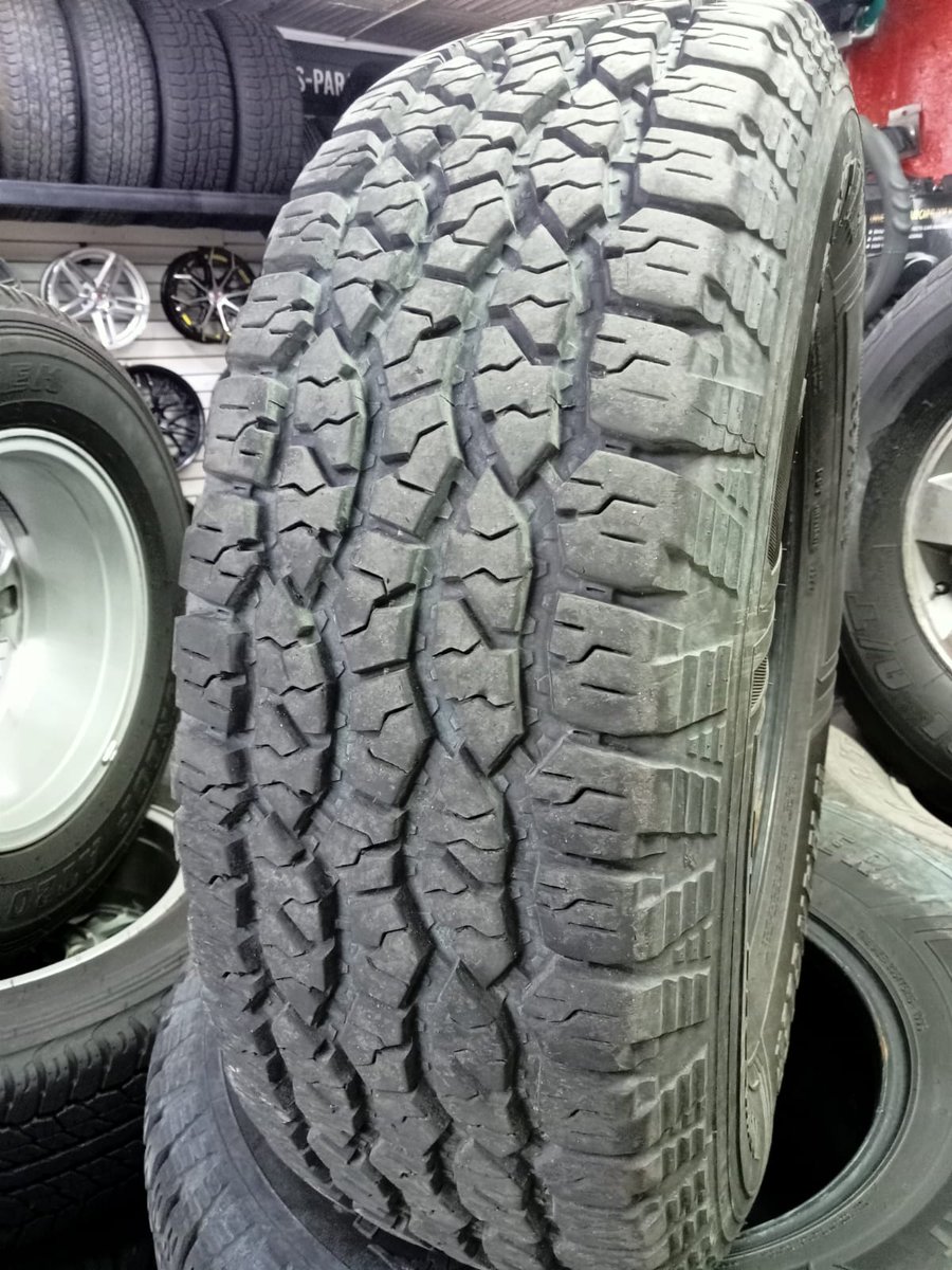 comerciolmsas's tweet photo. LLANTA GOODYEAR WORKHORSE A/T 235/75R15 4 UNIDADES 109/S /SEGUNDAS 90%(Vida útil) $1.300.000
#llanta #goodyear #segundas
https://t.co/hVjZvPA84X https://t.co/Elbr598WWt