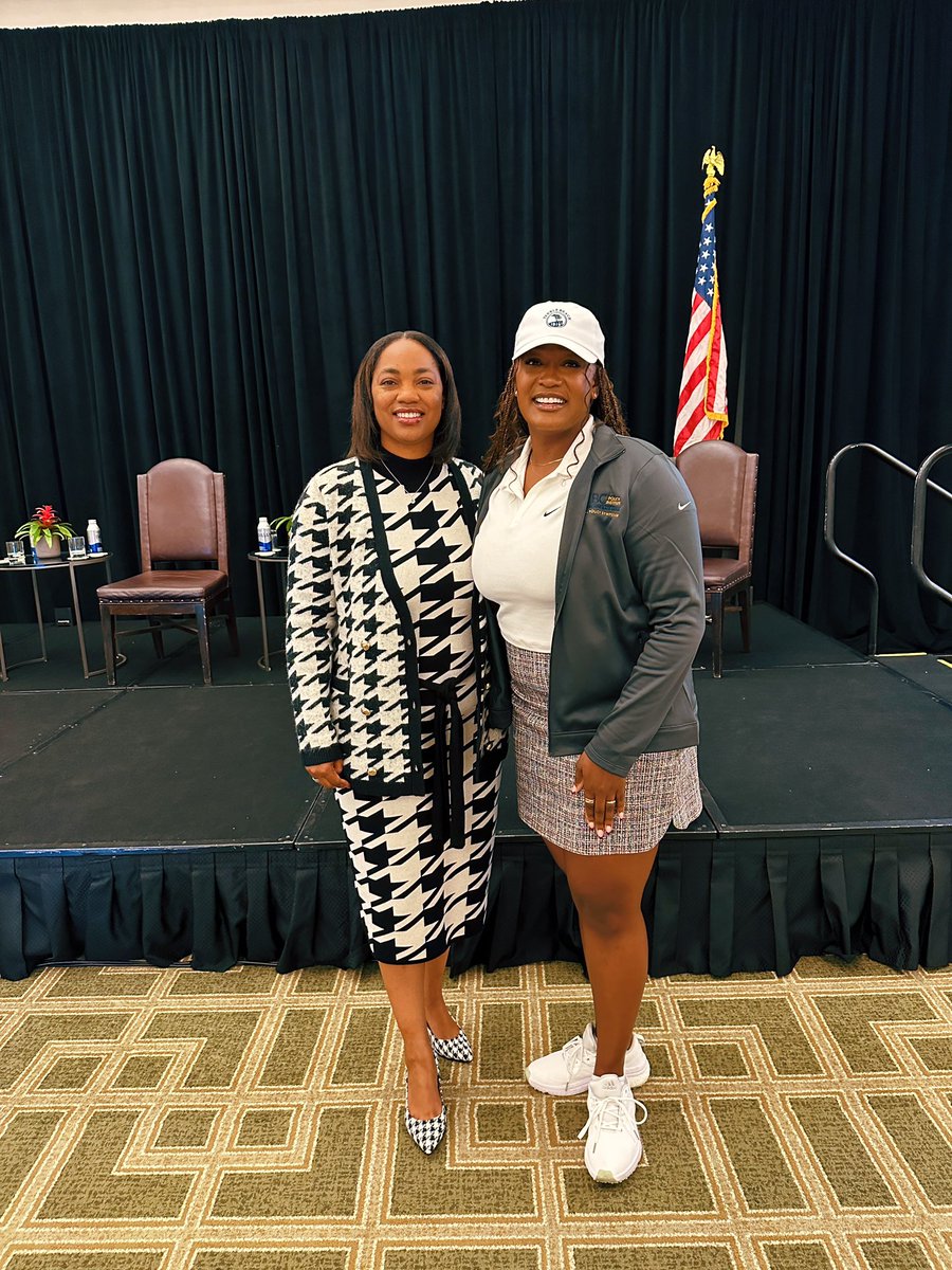 BaileyZaire's tweet photo. An amazing time at the 15th Annual @CABlackCaucus Leadership Symposium! Grateful for the insightful discussions and ability to support future young Black leaders. https://t.co/Neo0o4Km0R
