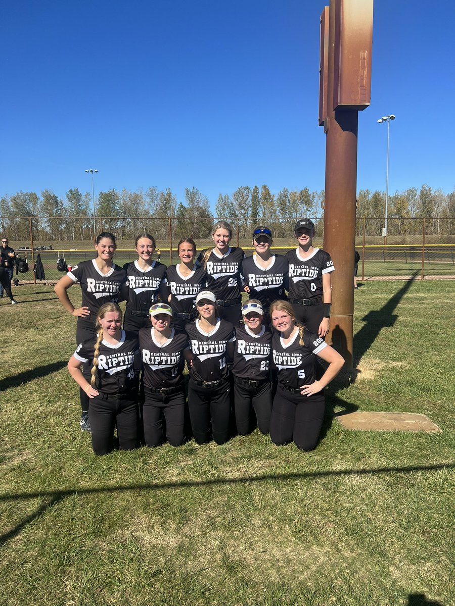USAPrime_C_Iowa's tweet photo. What a great weekend down in St. Louis at the St. Louis Showcase tournament. We went 3-2-1 and really not about winning and losing in this tournament. It is about getting the girls in front of college coaches. That we did, a lot of coaches got a chance to see our girls. https://t.co/90l9n9bzHX