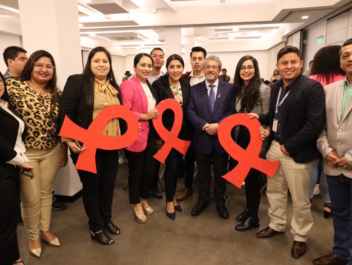 Salud_Ec's tweet photo. Ministro @PepeRuales inauguró el taller Capacitación en prevención de VIH e ITS en el marco de los Servicios Inclusivos detalló “contamos con 19 establecimientos de salud con servicios inclusivos aquí se implementan estrategias de promoción de salud, prevención VIH y otras ITS”. https://t.co/AsgJiPXNGN
