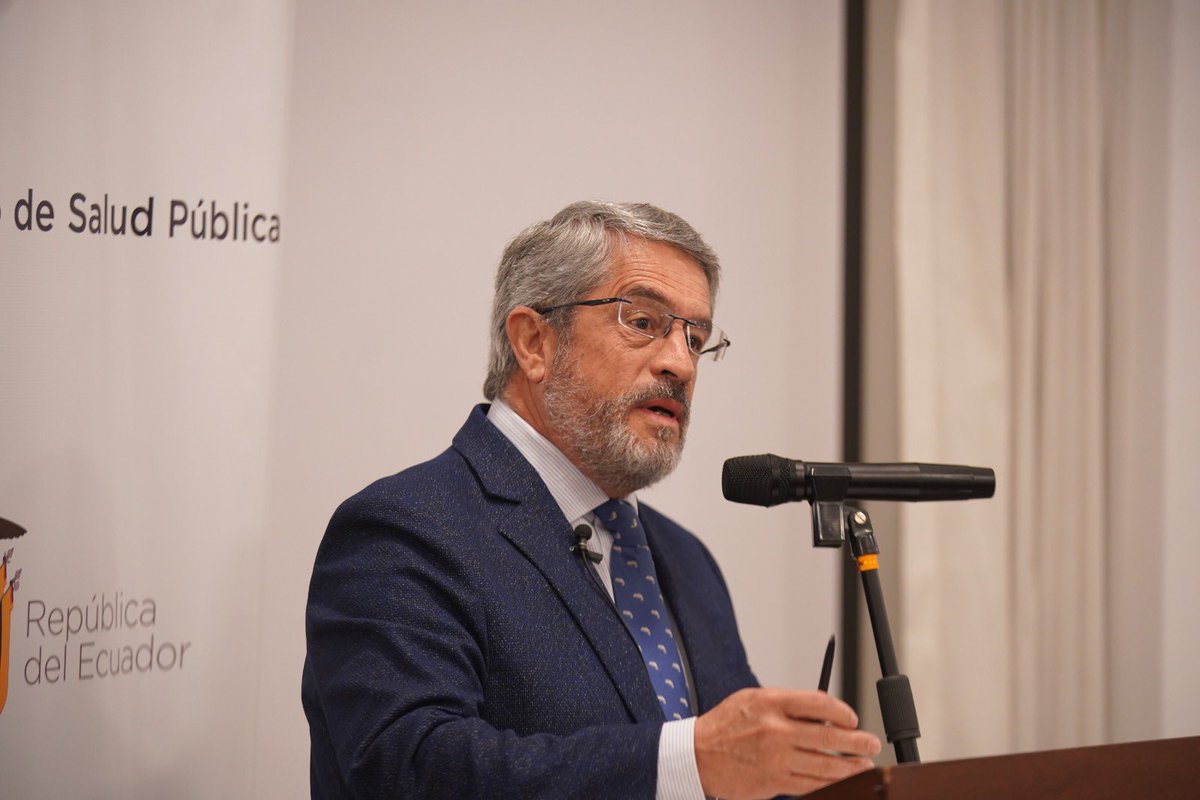 Salud_Ec's tweet photo. Ministro @PepeRuales inauguró el taller Capacitación en prevención de VIH e ITS en el marco de los Servicios Inclusivos detalló “contamos con 19 establecimientos de salud con servicios inclusivos aquí se implementan estrategias de promoción de salud, prevención VIH y otras ITS”. https://t.co/AsgJiPXNGN