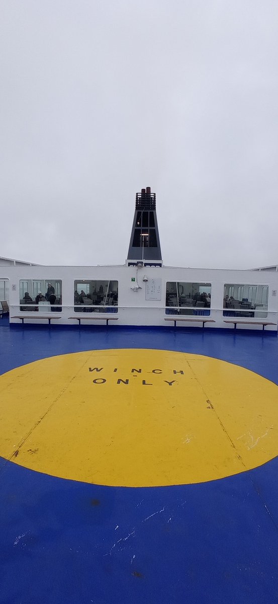 cyberbob1uk's tweet photo. Monday's departure from North Shields onboard #DFDS #PrincessSeaways and the broken South Shields lighthouse.
23/10/23 https://t.co/Km7OJ9VFSt