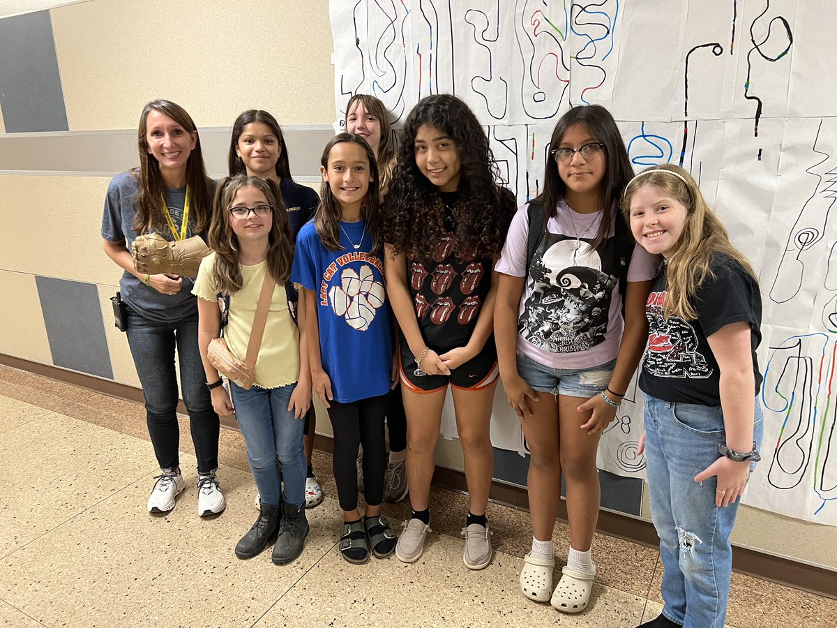 This week my leadership team is giving our teachers the gift of time. We are teaching classes so teachers can have a little extra time for themselves. In this class, the teacher planned for students to be empowered to lead the lesson. They were awesome! 🙌🏻