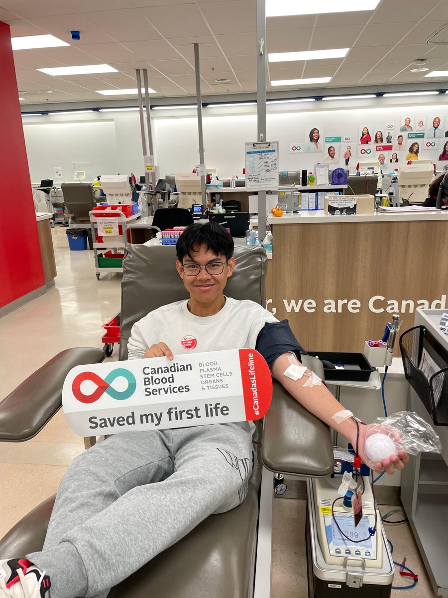 They just donated, and now they're asking you! Thank you to Archbishop MacDonald Catholic High School students for donating blood together and helping encourage others to join. Book your next appointment at ow.ly/QBJc50Q0Olc