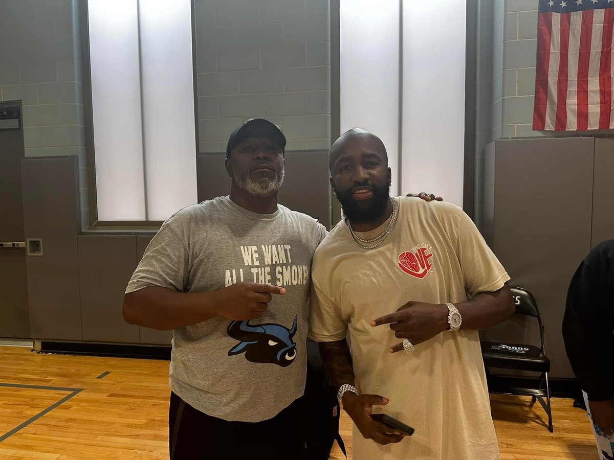 Jones Athletics tweet media