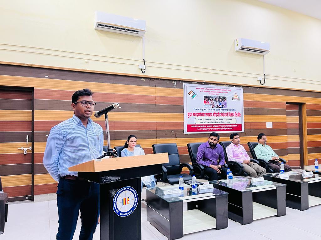 _MURUGANANTHAM's tweet photo. One year in Chandrapur District as SDM &amp; PO,ITDP......

May I never forget that,

 I'm the servant of my people,
Nothing more,
Nothing less.....! https://t.co/cKrXua1GGy