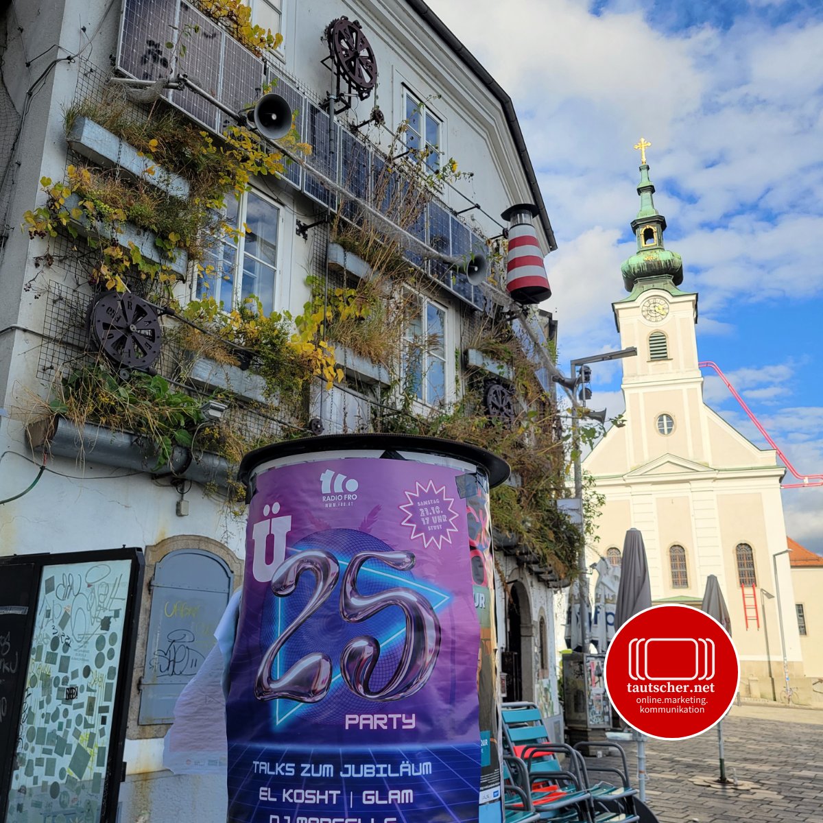 "A Blast from the Past" 🎉 Das <a href="/RadioFRO/">Radio FRO</a> Jubiläum war ein feiner Ausflug nach Linz. 📻 Schön, dass das Feuer, das ich vor 25 Jahren mit entfachen durfte, noch brennt, sich weiter ausbreitet und der Medienlandschaft sicher noch lange Licht spenden und einheizen wird. 🔥