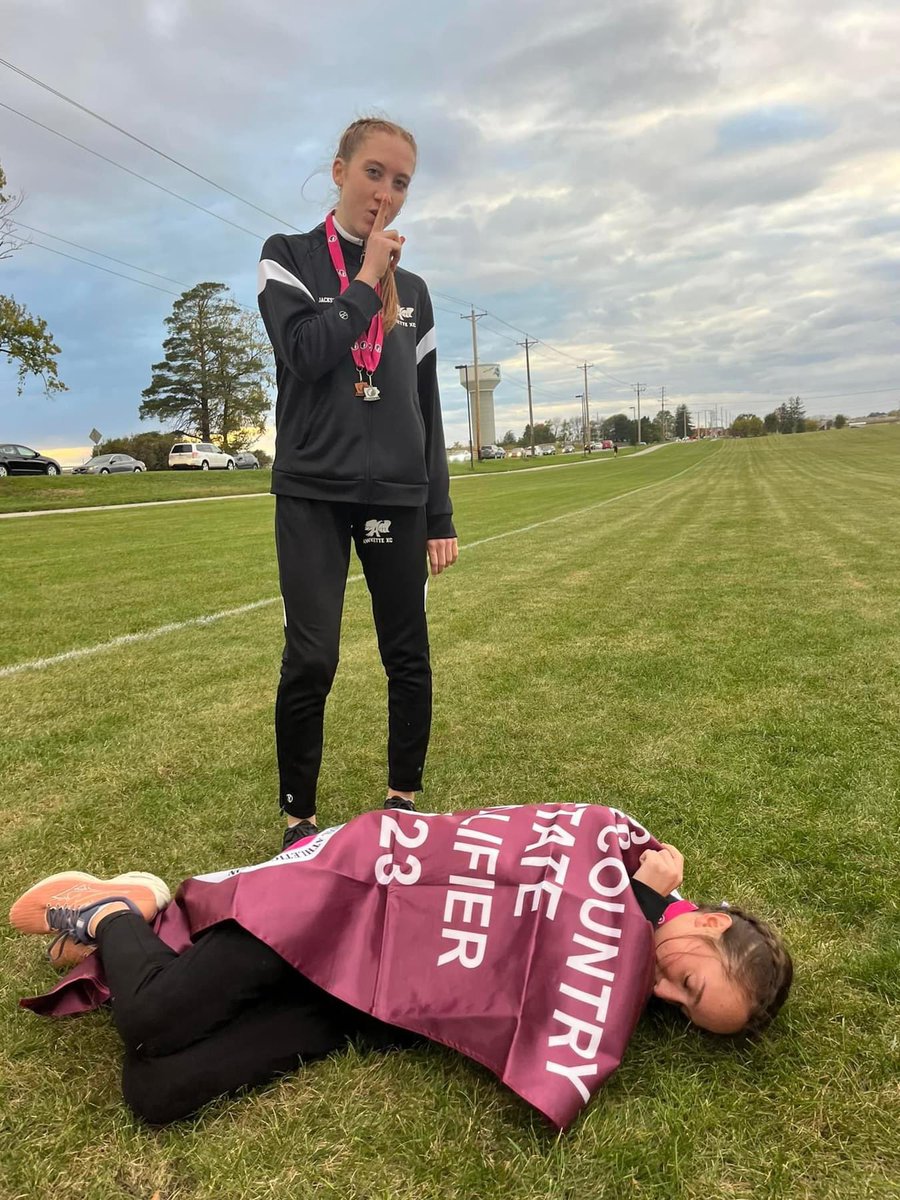 AHS Hawkette XC tweet media