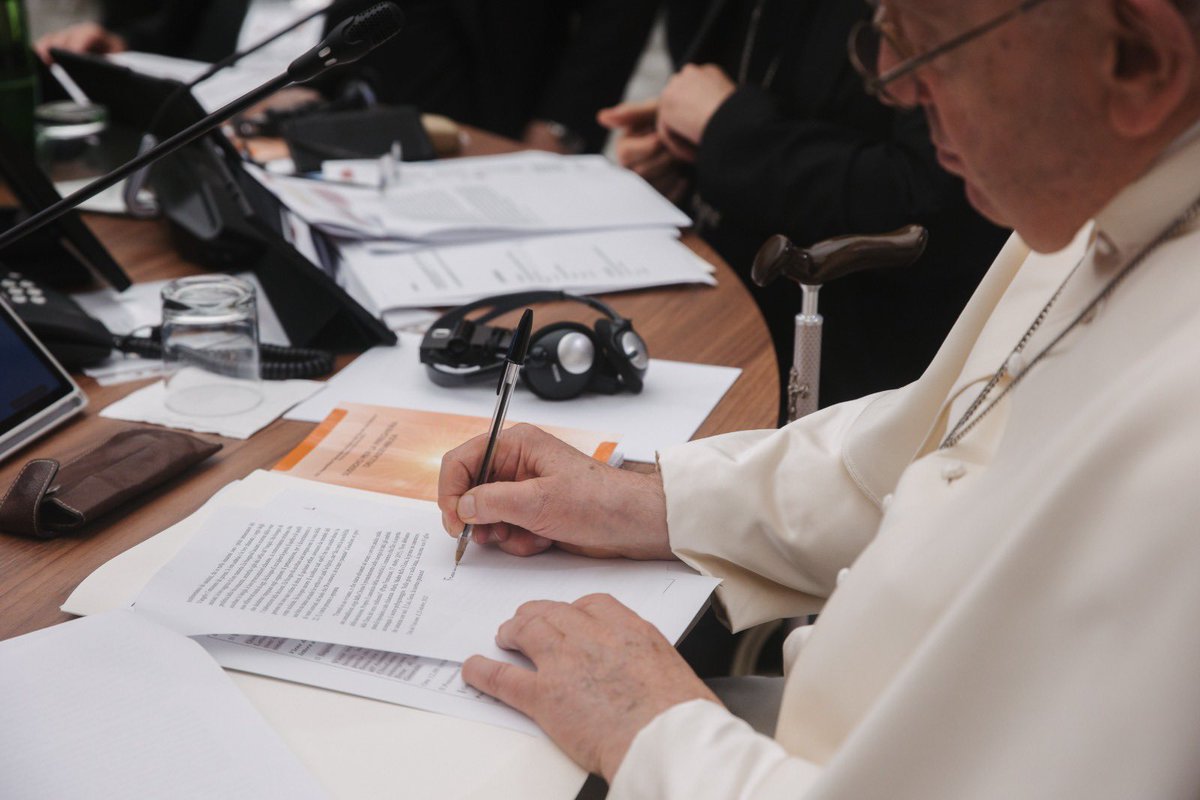 Today, #Synod2023 approved the Letter of the XVI Ordinary General Assembly of the Synod of Bishops to the People of God. Please continue to pray for the Holy Spirit to be with us in these moments of #SacredSilence. #ListeningChurch #WalkingTogether #WalkTogether #Synodality