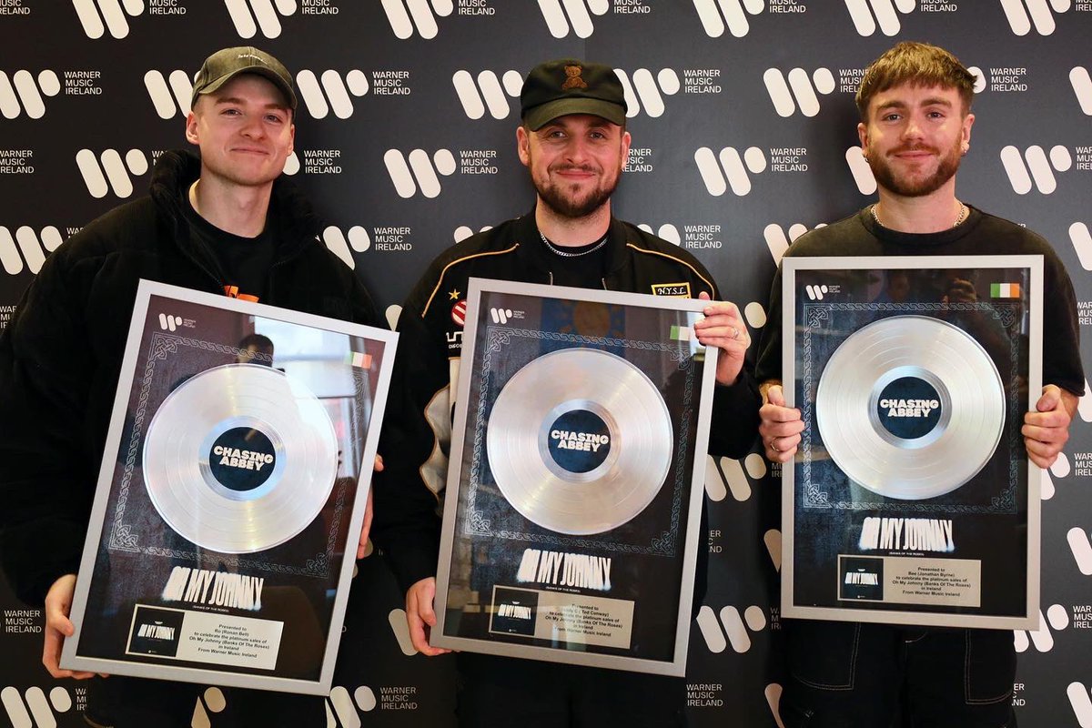 CHASING ABBEY tweet media