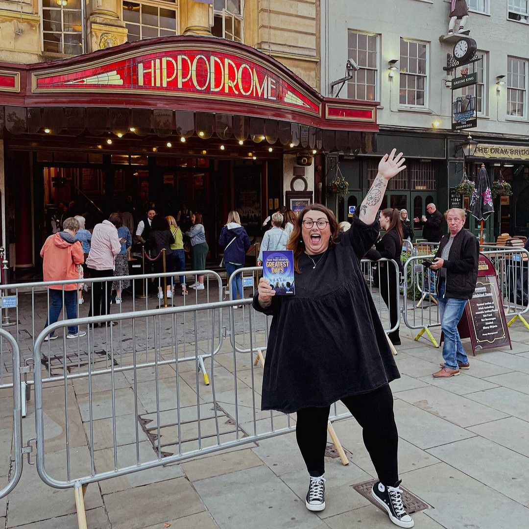 Don't forget to use the hashtag #GreatestDaysMusical in your theatre snaps for a chance to be featured too 💙 @takethat #TakeThat 📸 @mum_abouttown, @stevecarter_, @talesofbeth