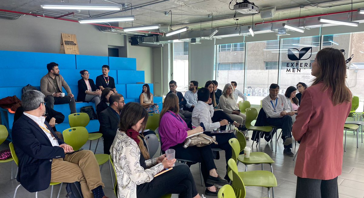 ✨Realizamos 2da sesión del Consejo Consultivo de Atención Ciudadana, donde equipo UX de <a href="/GobDigitalCL/">Gobierno Digital</a> expuso sobre accesibilidad y experiencia de usuario, <a href="/Contraloriacl/">Contraloría</a> sobre lenguaje claro y <a href="/ChileAtiende/">ChileAtiende Oficial</a> sobre SEO. Un Estado con mejores plataformas de cara a la ciudadanía 💪