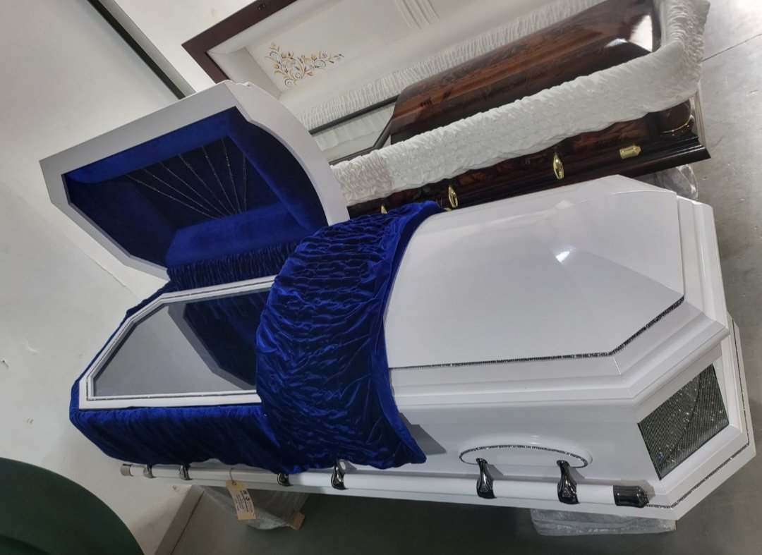 TshiamoModibedi's tweet image. Rest in power
TSHIAMO MODIBEDI FUNERAL SERVICES
#RIP
Velvet, A Touch Of Gold,Glass, Diamonds, Lights &amp;amp; Metalic White
#HighStandard
#ModibediFunerals