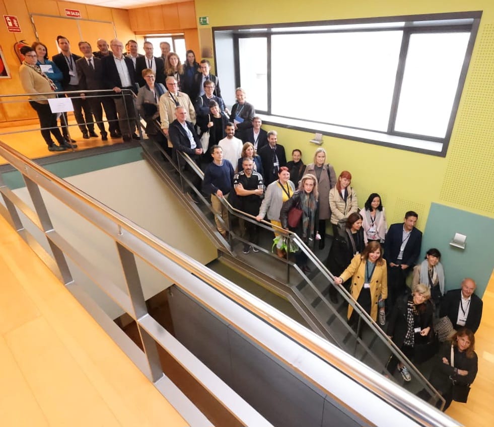 GNPAECT's tweet photo. Hoxe visitáronnos en Vigo medio centenar de técnicos europeos, participantes na Reunión Anual de Interreg que se celebra en Santiago de Compostela, para coñecer os proxectos que xestionamos na @GNPAECT
#interregannualevent #eurorrexión #proxectos https://t.co/ftqEc7fvso