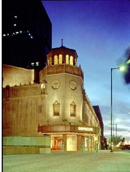 PHXstories's tweet photo. Want some #History, minus the #Haunted?  From Vaudeville to Broadway, Phoenix's Orpheum Theater has been a cultural beacon since 1927. Witness the evolution of art and entertainment at this iconic venue! 🎥🎪🎼 
https://t.co/KbT4uswedL #OrpheumTheater #PhoenixArts https://t.co/5nvtaFzh0b