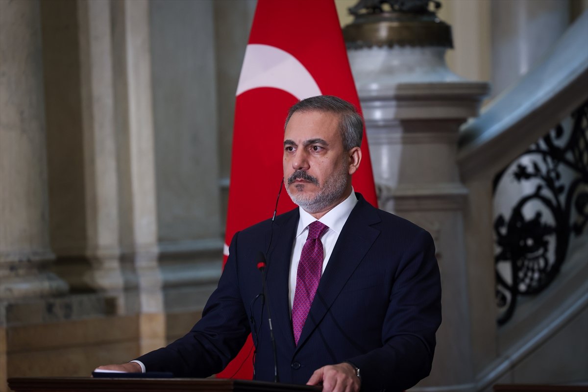 NekadarolduTR's tweet photo. Dışişleri Bakanı Hakan Fidan:

Bölgemiz tam manasıyla dönüm noktasındadır.

Ya daha büyük savaşa ya daha büyük bir barışa gideceğiz.
#ForPalestine https://t.co/j4bWK5JThw