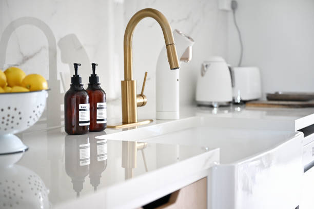 LLCountertopLNK's tweet photo. Do you prefer a matte or glossy finish for your countertop? Please share your preferences with us in the comments below! #Countertops #HomeUpgrade https://t.co/z9tuK211Ox