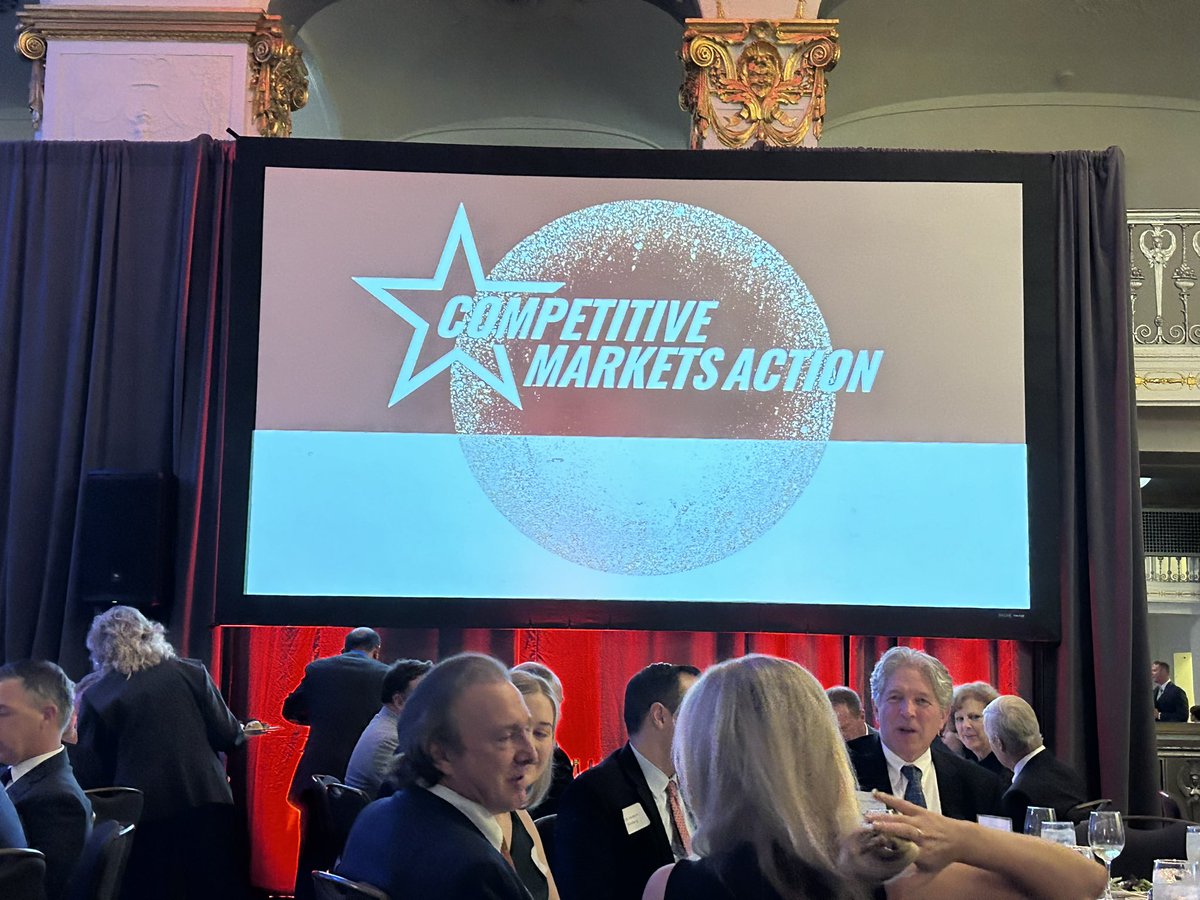 MartyIrby's tweet image. We had a great time last night @DailyCaller’s Annual Awards Gala. Competitive Markets Action was proud to be a sponsor of the event! Terrific chats about our issues with @TuckerCarlson @SenTuberville @RobertKennedyJr &amp;amp; so many others. Many thanks to you all! #DCLife #DailyCaller