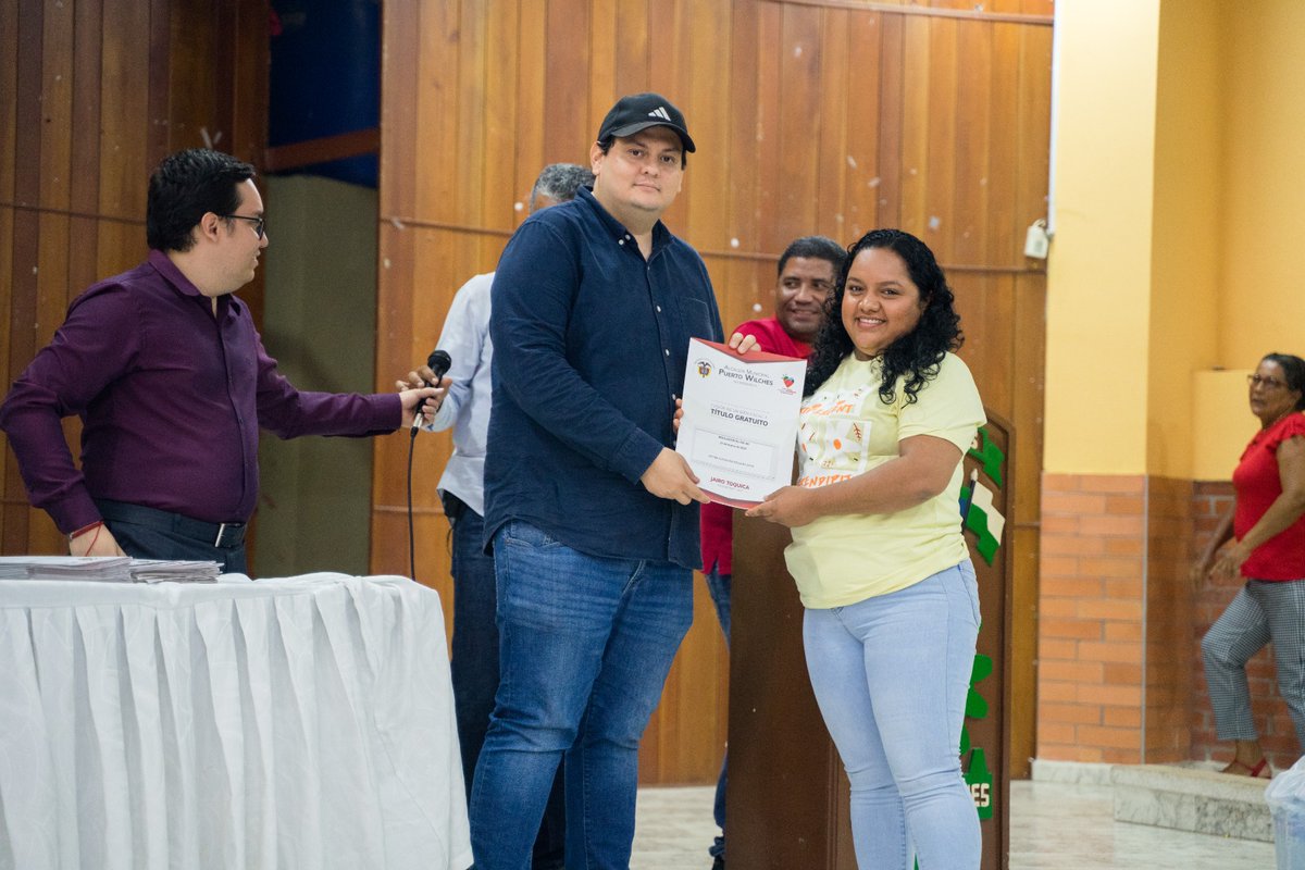 JairoToquica's tweet photo. #TítulosDePropiedadGratuitos|| 🥳🏡📜📑Entregamos 68 títulos de propiedad al municipio de Puerto Wilches, los cuales brindan certeza jurídica a los ciudadanos, ahora podrán estar tranquilos y seguros de ser legítimos dueños de sus bienes.

Distribuyéndose de la siguiente manera: https://t.co/ilamHuUNtJ