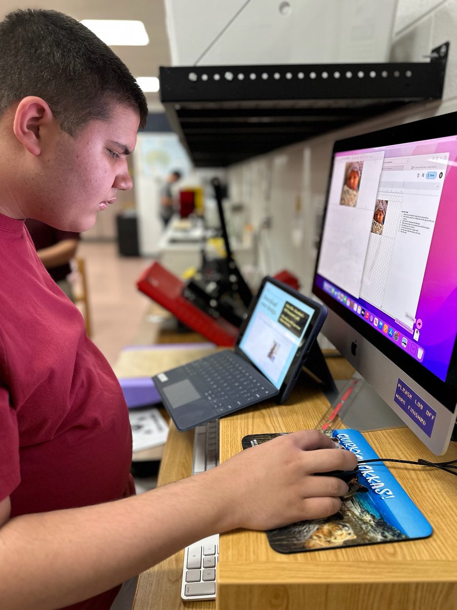 aussieandrew's tweet photo. #Makertunity students use teamwork and creativity to design and deliver a variety of custom products to staff at HHS. @MrBarnes_223 #ExplorerPride #dreamitmakeit https://t.co/Bl2J52zuIt