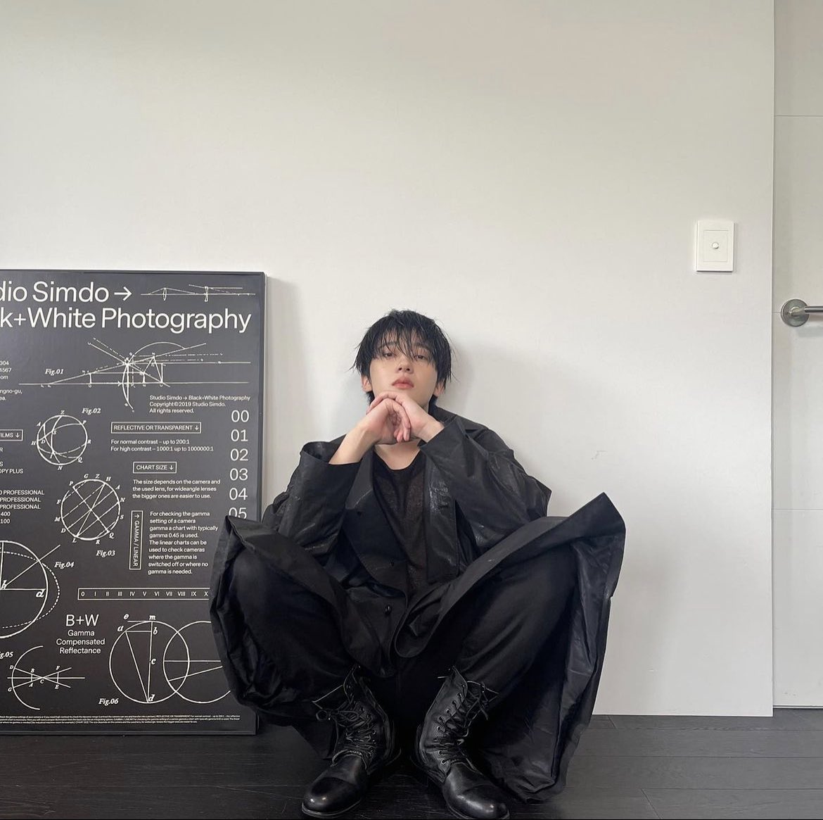 Y3CHANZ's tweet photo. you never know who’s watching you 🕵️ https://t.co/bMB7H2dQaS