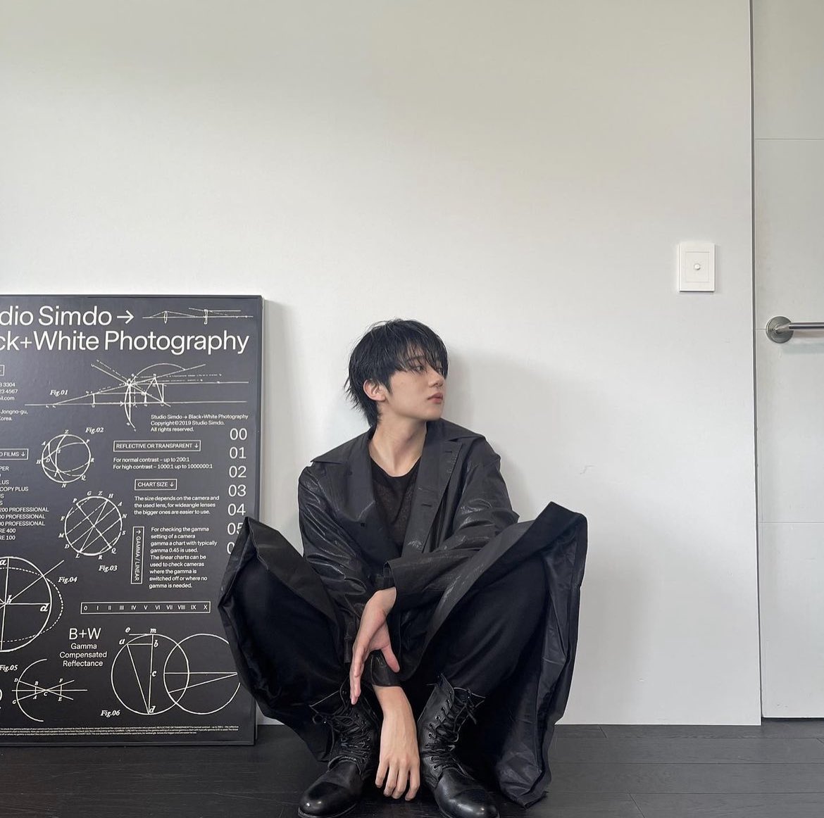 Y3CHANZ's tweet photo. you never know who’s watching you 🕵️ https://t.co/bMB7H2dQaS
