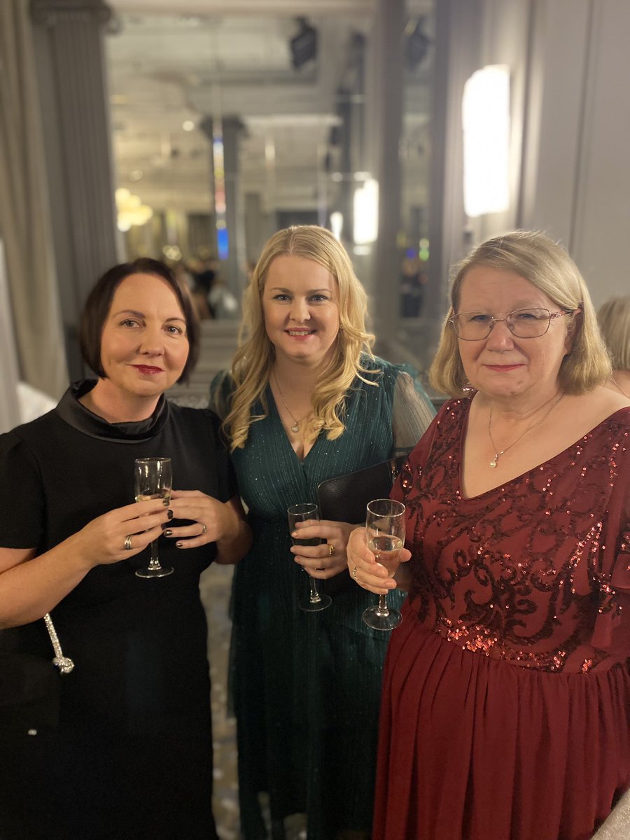 Clare Bailey tweet media