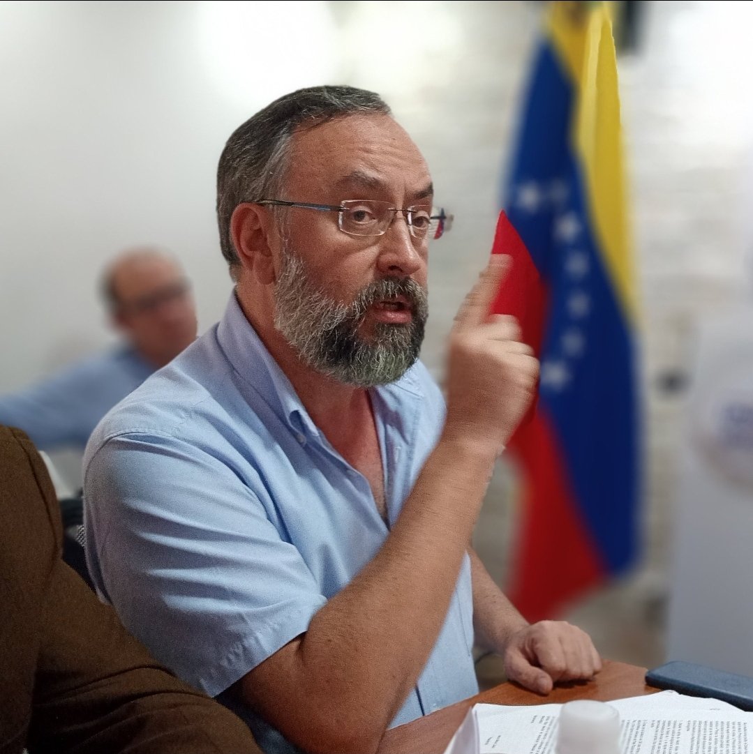 MiguelÁngelRodríguez (@miguelcontigo) on Twitter photo El Régimen no pudo con el último boletín y ya pasó su locura al <a href="/MinpublicoVEN/">Ministerio Público venezolano</a> . TAREK se hunde en cuentas pendientes con la Corte Penal Internacional, ahora acusando por insólitos delitos a toda la <a href="/cnprimariave/">Comisión Nacional de Primaria VE</a> Apoyo total a Casal y todo su equipo.
#25Octubre El Régimen no pudo con el último boletín y ya pasó su locura al <a href="/MinpublicoVEN/">Ministerio Público venezolano</a> . TAREK se hunde en cuentas pendientes con la Corte Penal Internacional, ahora acusando por insólitos delitos a toda la <a href="/cnprimariave/">Comisión Nacional de Primaria VE</a> Apoyo total a Casal y todo su equipo.
#25Octubre