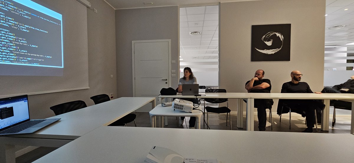 PydataVenice's tweet image. Ecco il verdetto di ieri, sul meetup in live&stream di #PyData #Venice: spunti stimolanti e rinfresco! Grazie a Qintesi e @lucacorsato, @inmediaref e @perlfly per esserci stati nonostante la pioggia! #Parallelization #DataManagement #BestPractices @PyData github.com/pandle/PyDataV…