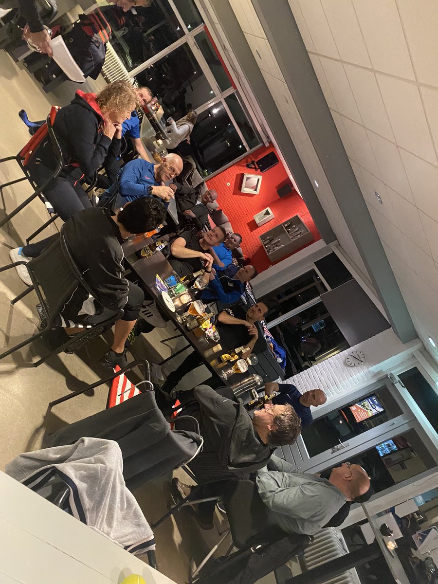 Dickhof Autoschade wint padeltoernooi v.v. OWIOS!