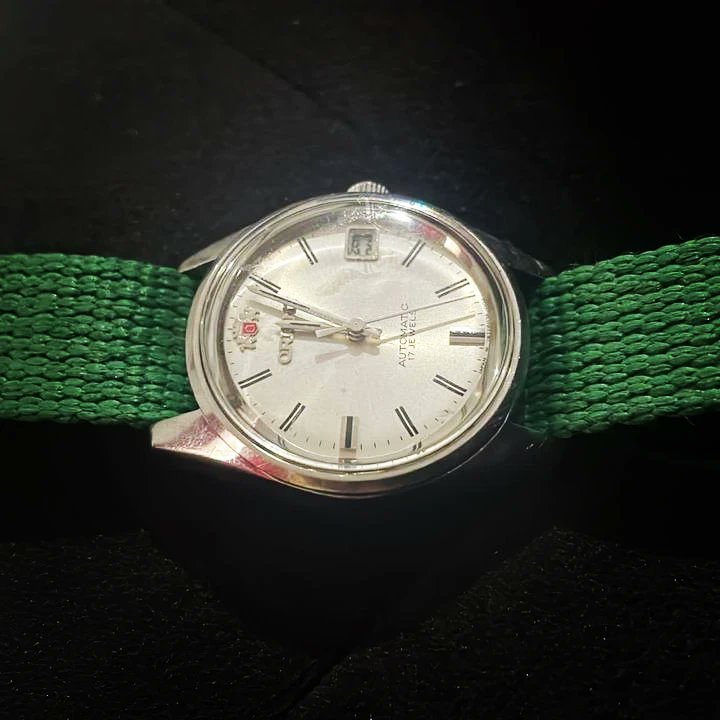 tonioclock's tweet photo. ORIENT AUTOMÁTICO: EN CAMINO...
Caja de 37mm en acero inoxidable
Cristal mineral muy resistente
Resistencia al agua de 30 metros
Calibre automático con función fecha
Correa de tela de gran calidad
#orient #OrientAutomatic #ComingSoon #EnCamino #relojes #reloj #watch #watches https://t.co/gbw0dyOBry