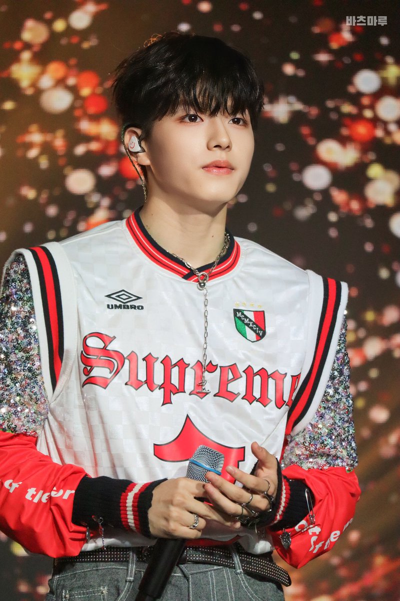 btmr_0913's tweet photo. 231025 쇼케이스 SHOWCASE 
　　　　책갈피

 #고스트나인   #GHOST9  #이진우 #LEEJINWOO  #イジヌ https://t.co/KedUtutkKi