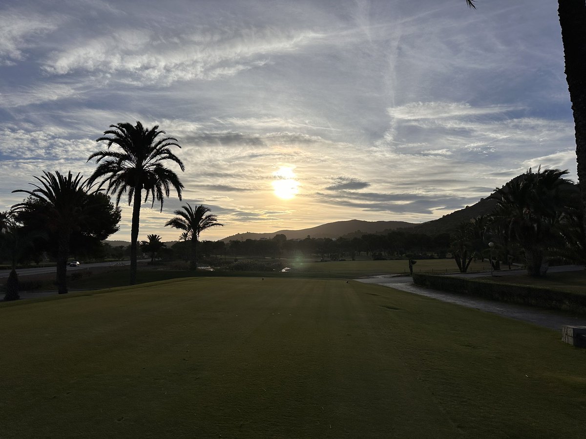 Superb to play <a href="/grandhyattLMC/">Grand Hyatt La Manga Club Golf & Spa</a> today with #H brilliant course !!! Another benefit of <a href="/laquintaclub/">La Quinta at La Manga Club</a> #golf #golfspain #family