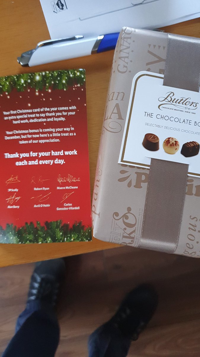 SE04N's tweet photo. Came home to a thoughtful gift today, yes it's not even Halloween yet but I don't care, love Xmas. Cheers @lidl_ireland the kettle is on and the chocolates will be devoured https://t.co/IoK6bIbKb1