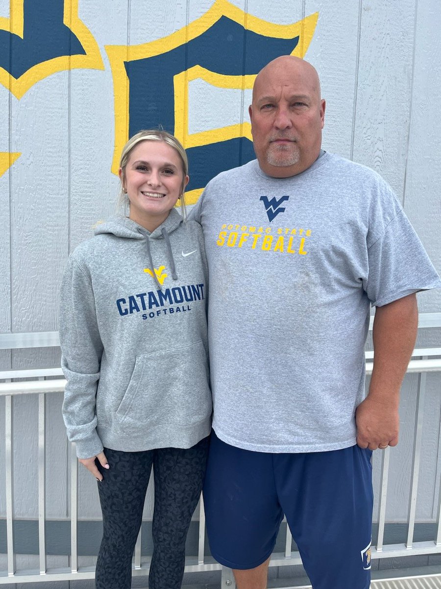 Last Thursday our 2B/UTL Kelsey Park 2025 visited WVU-Potomac State College. Thank you to Coach Rotruck for having her!! She really enjoyed her visit &amp; time on campus 🥎🥎