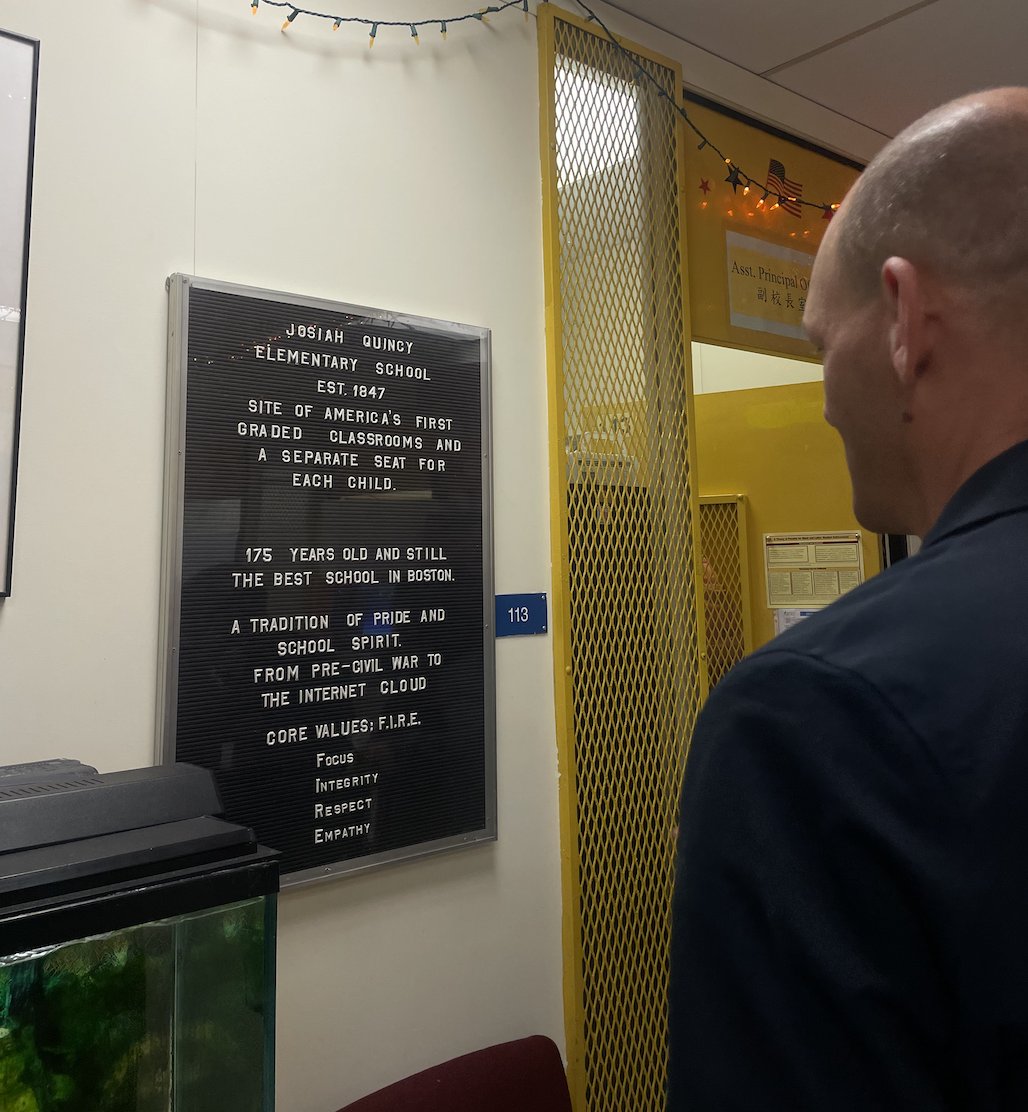 EarlyEdgeCA's tweet image. This morning we wrapped up the Boston leg of the #ELTour2023 w/ a site visit of @BPSQuincyElem to observe/learn about their preschool inclusion classrooms &amp;amp; English as a second language supports. Thank you @BostonSchools @BPSEarlyLearn for hosting us this week! #EarlyLearningTour