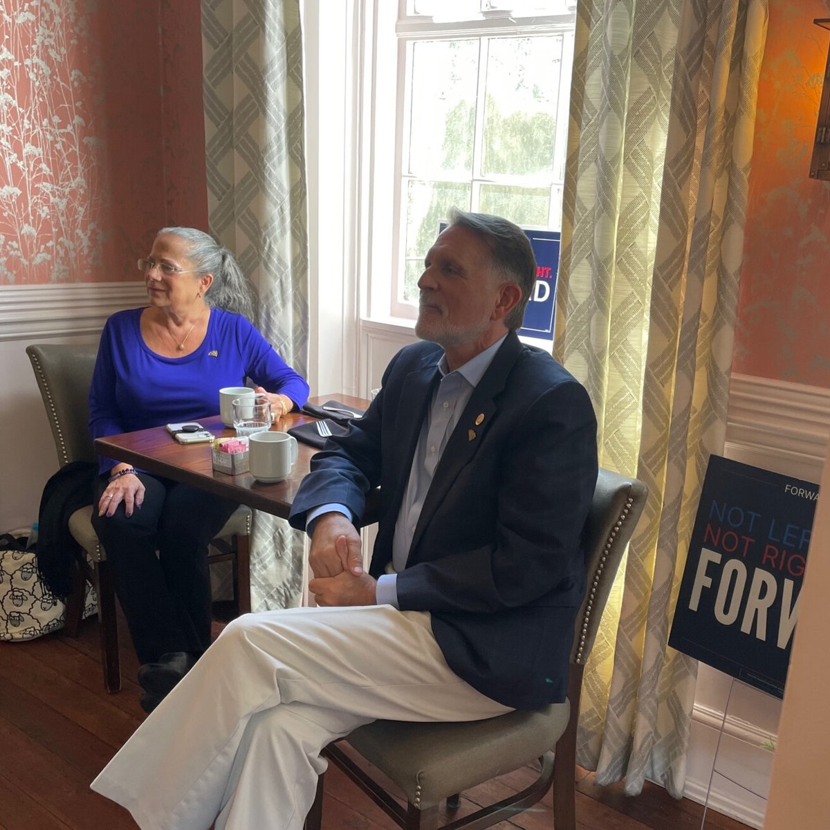 Fwd_Party's tweet photo. This time last week leaders of the South Carolina Independence Party and the Forward Party gathered in Charleston to announce they were merging to broaden the political choices available to South Carolinians.
ποΈ https://t.co/pXjKoiz2uq
#ForwardParty
#ForwardFaces
#ForwardEvents https://t.co/xxcO5DEWkG