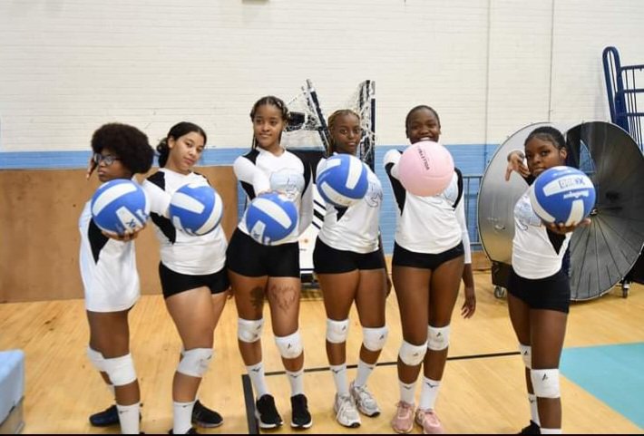 Congrats to our Girls Volleyball Team on making the DCIAA HS Playoffs. They will be playing in the quarterfinals tomorrow (Thursday 10/26/23) vs. McKinley Tech HS at Jackson-Reed HS at 5 pm. Come out and support them if you have the opportunity.