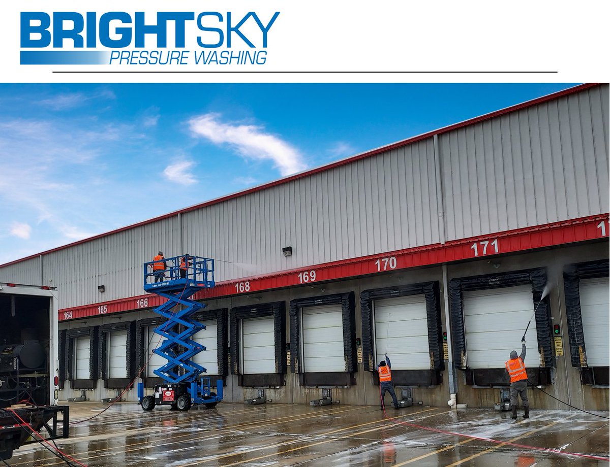 Get your free quote by calling (708) 830-7233!
#pressurewashing #pressurewasher #pressurewashingservices #buildingmaintenance #facilitymaintenance #facilitysolutions #maintenance #experts #BrightSkyGroupofServices
