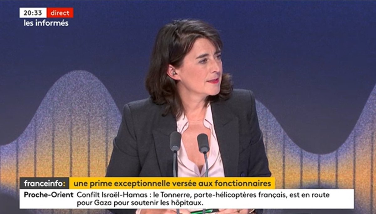 HYoussouf1297's tweet photo. Petit tour sur #Franceinfo pour regarder les informés du soir avec @berengerebonte ! https://t.co/UxgX1yJyRn