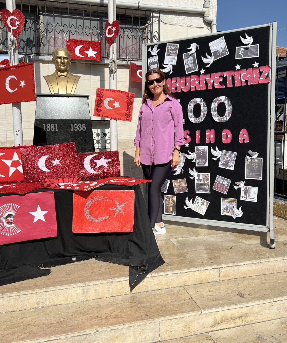 Kayatepe İlkokulu Cumhuriyet 100.Yıl Bayrak Sergimiz 🇹🇷🇹🇷🇹🇷
