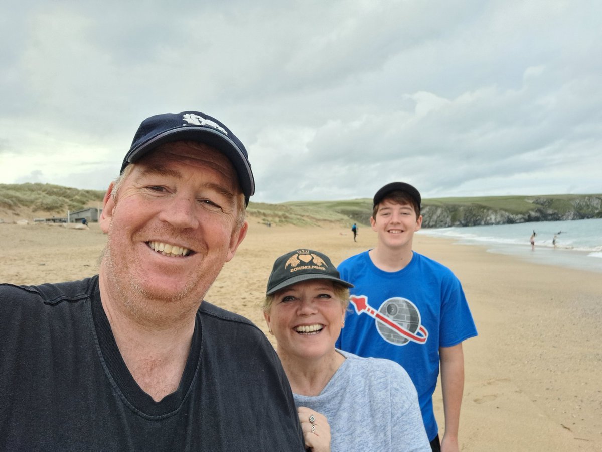 DougProp's tweet photo. Eldest Young Prop couldn't join #PropsOnTour and Mrs Prop doesn't fancy being a hooker but fun still being had by all https://t.co/Ev8zvhCLDp