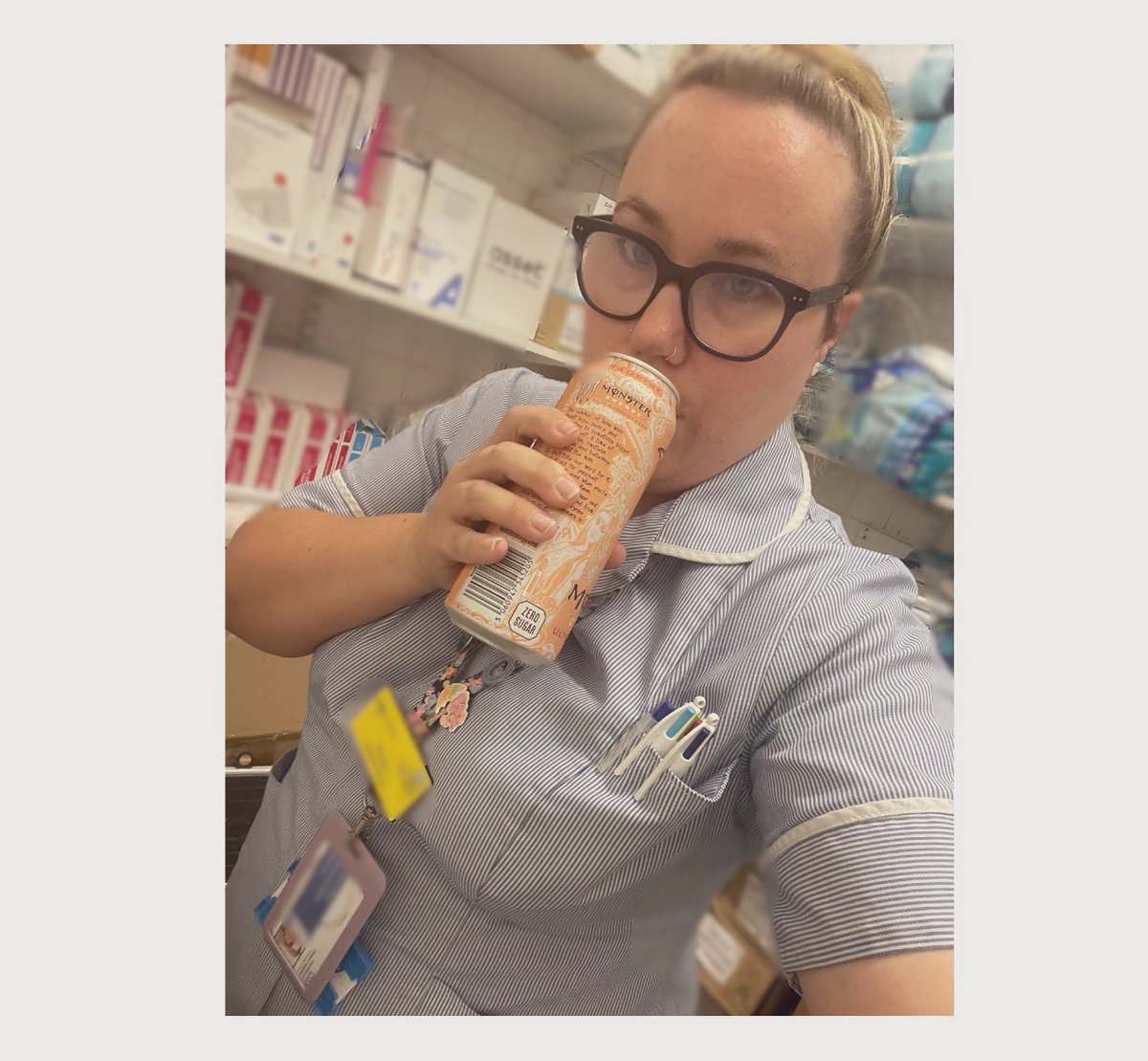 I’m so so tired. Been awake since 2pm. Role on night 3 of 3
I can honestly say I’m not a energy drink drinker. Till now 🥱 

#nightshift #nightnurse #registerednurse #nhs #hospital #nightshiftproblems #monster #energydrinks