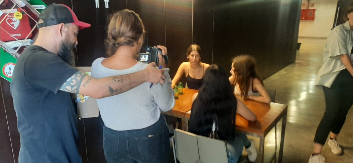 InsDali's tweet photo. El proper 28 d'octubre a les 20:30 h, Cala Vento formarà part d'una vetllada inoblidable i ens encantaria que hi vinguéssiu a veure la projecció audiovisual que l'alumnat de 4t ha creat @Lacapsa #4Raons https://t.co/VSb3pdKXry